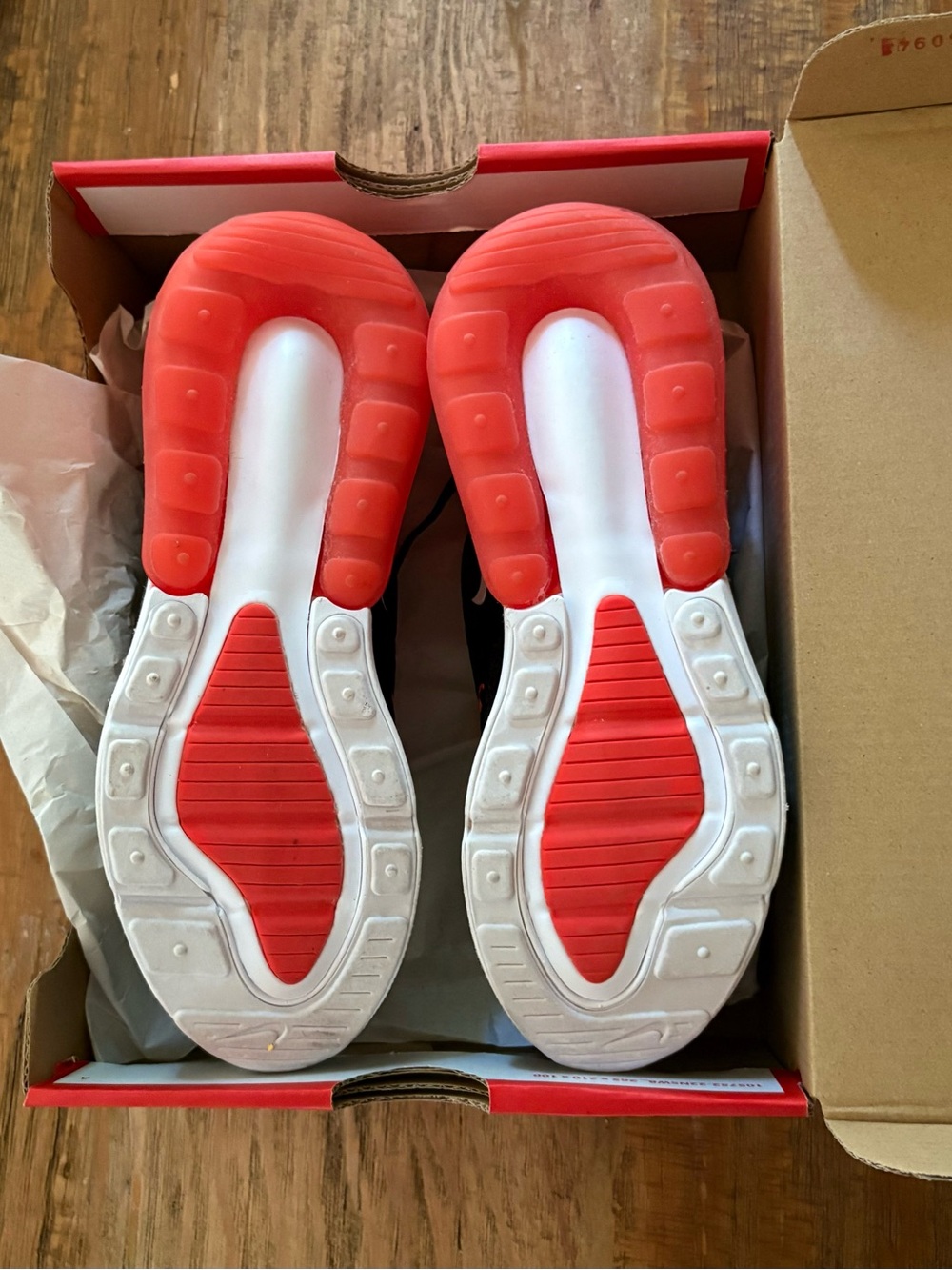 Nike Kids' Grade School Air Max 270 Shoes size 3.5 orange/Black - Picture 6 of 9